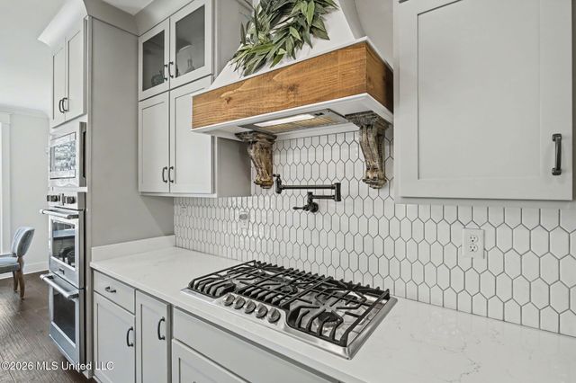 6983 Farm Cove, Olive Branch, MS 38654