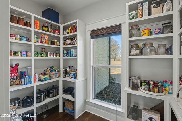 6983 Farm Cove, Olive Branch, MS 38654