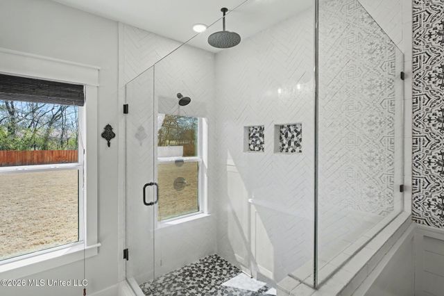 6983 Farm Cove, Olive Branch, MS 38654