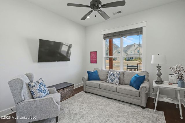 6983 Farm Cove, Olive Branch, MS 38654