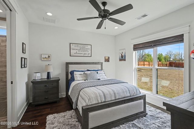 6983 Farm Cove, Olive Branch, MS 38654