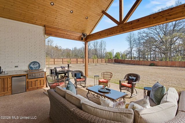 6983 Farm Cove, Olive Branch, MS 38654
