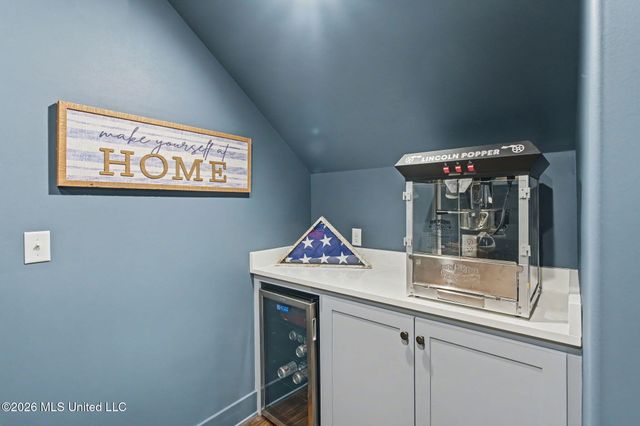 6983 Farm Cove, Olive Branch, MS 38654