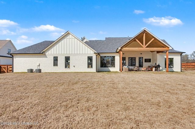 6983 Farm Cove, Olive Branch, MS 38654