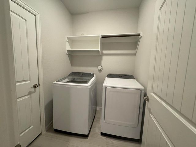 324 Old Trinity WAY, Georgetown, TX 78628