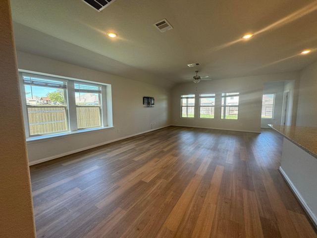 324 Old Trinity WAY, Georgetown, TX 78628