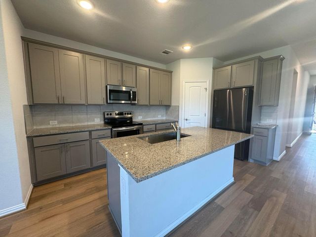 324 Old Trinity WAY, Georgetown, TX 78628