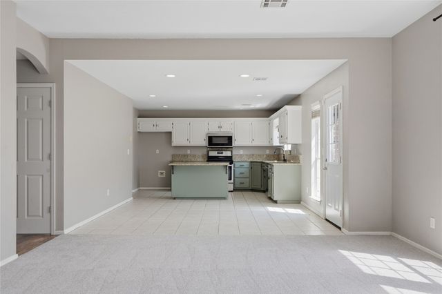 9908 N 114th East Avenue, Owasso, OK 74055