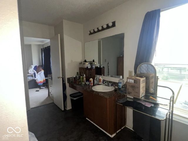 12509 Teacup Way, Indianapolis, IN 46235