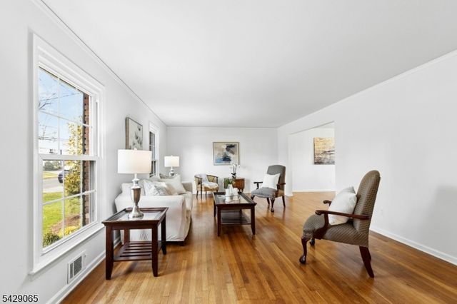 800 Cranford Ave, Westfield Town, NJ 07090