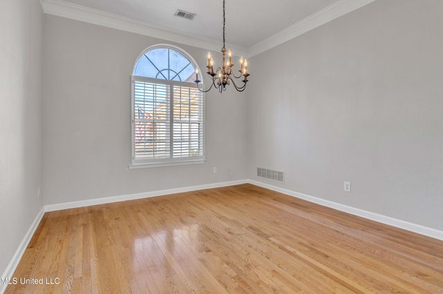 3750 Lake Village Cove, Olive Branch, MS 38654