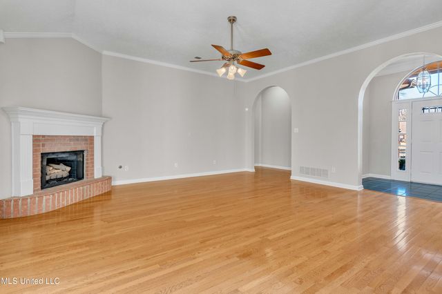 3750 Lake Village Cove, Olive Branch, MS 38654