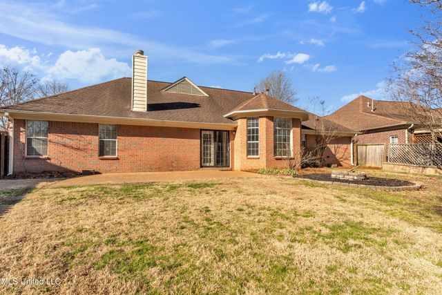 3750 Lake Village Cove, Olive Branch, MS 38654
