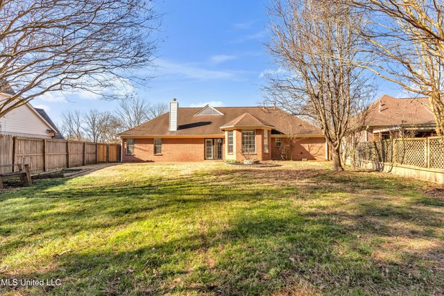 3750 Lake Village Cove, Olive Branch, MS 38654