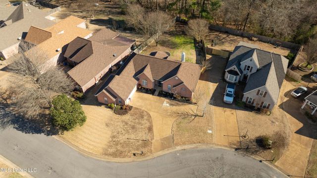 3750 Lake Village Cove, Olive Branch, MS 38654
