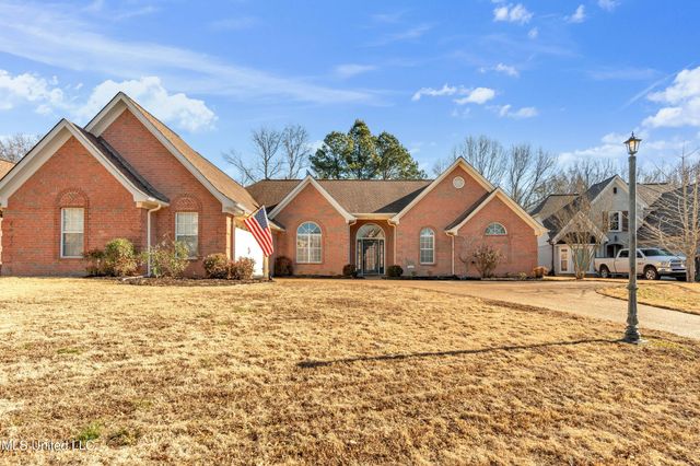 3750 Lake Village Cove, Olive Branch, MS 38654