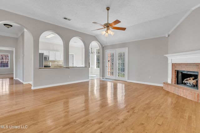 3750 Lake Village Cove, Olive Branch, MS 38654