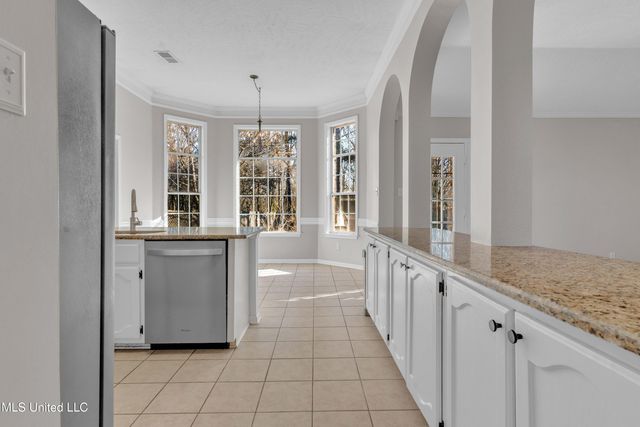 3750 Lake Village Cove, Olive Branch, MS 38654