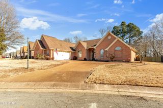 3750 Lake Village Cove, Olive Branch, MS 38654