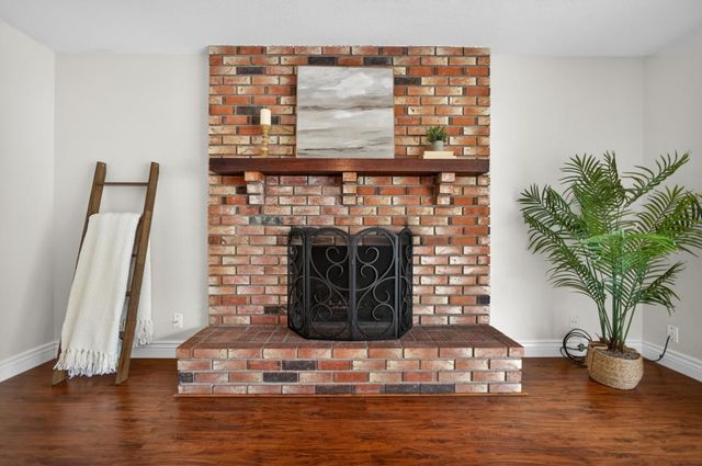 10 River Glade Ct, Sacramento, CA 95831