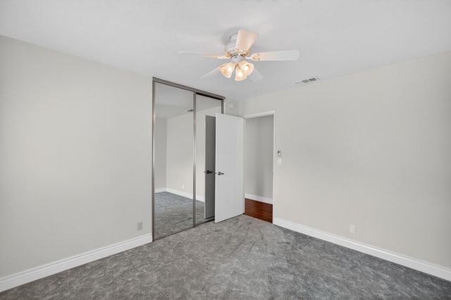 10 River Glade Ct, Sacramento, CA 95831