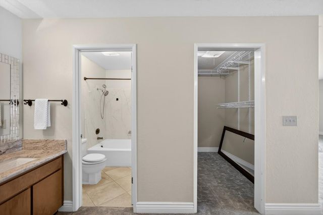 10 River Glade Ct, Sacramento, CA 95831