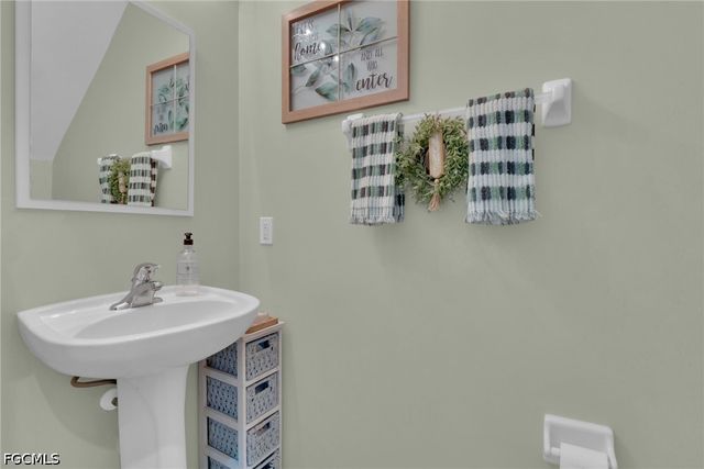 12419 Jewel Stone LN, Fort Myers, FL 33913