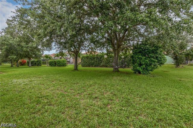 12419 Jewel Stone LN, Fort Myers, FL 33913
