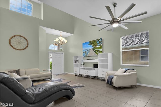 12419 Jewel Stone LN, Fort Myers, FL 33913