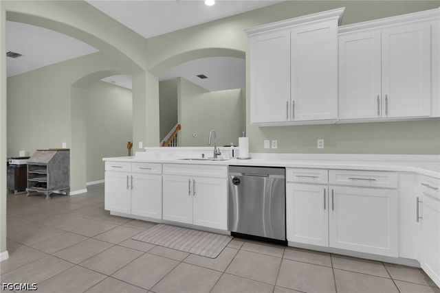 12419 Jewel Stone LN, Fort Myers, FL 33913