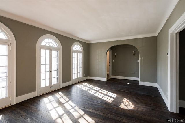 16871 Baylis Street, Detroit, MI 48221