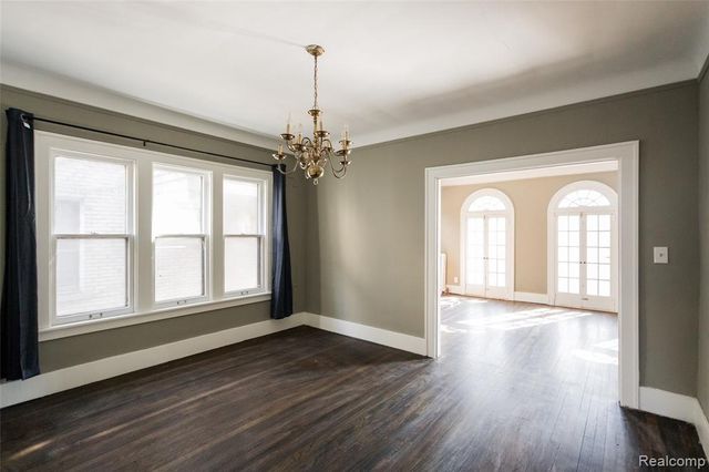 16871 Baylis Street, Detroit, MI 48221