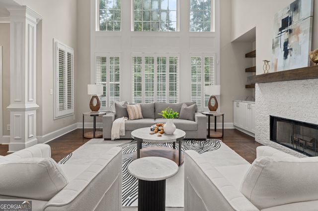 715 Fawn Ridge Court, Roswell, GA 30075