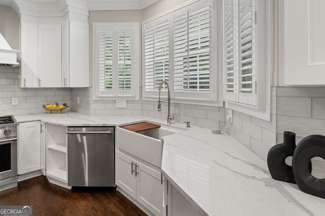 715 Fawn Ridge Court, Roswell, GA 30075