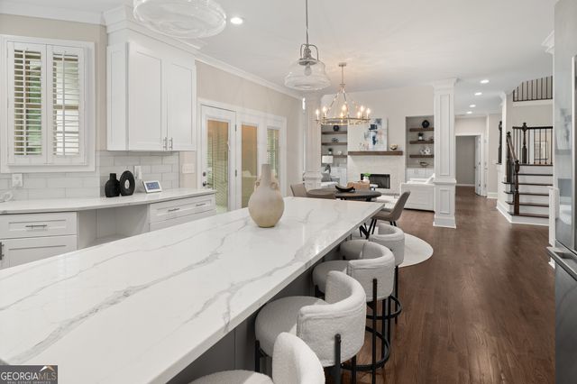 715 Fawn Ridge Court, Roswell, GA 30075