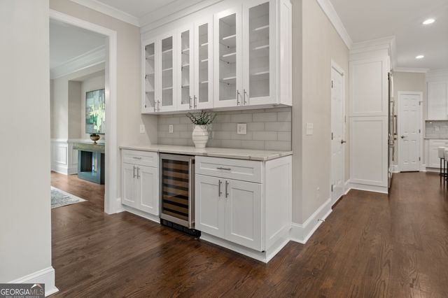715 Fawn Ridge Court, Roswell, GA 30075
