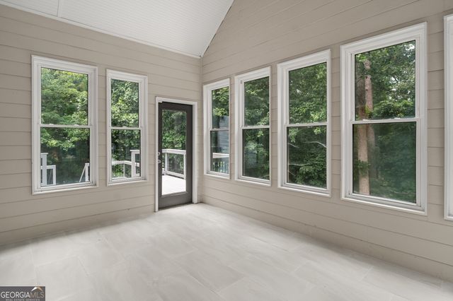 715 Fawn Ridge Court, Roswell, GA 30075