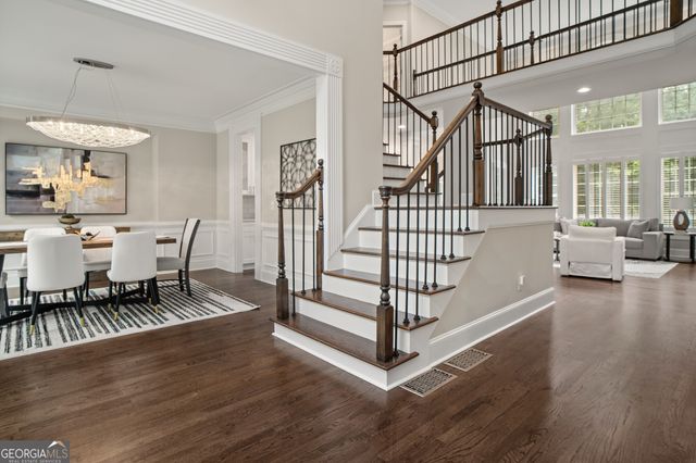 715 Fawn Ridge Court, Roswell, GA 30075