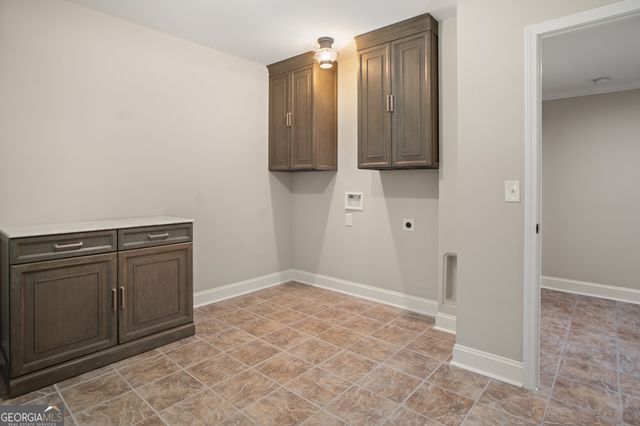 715 Fawn Ridge Court, Roswell, GA 30075