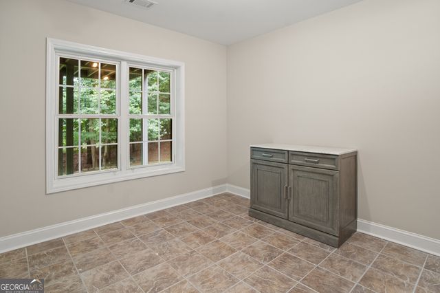 715 Fawn Ridge Court, Roswell, GA 30075