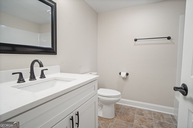 715 Fawn Ridge Court, Roswell, GA 30075