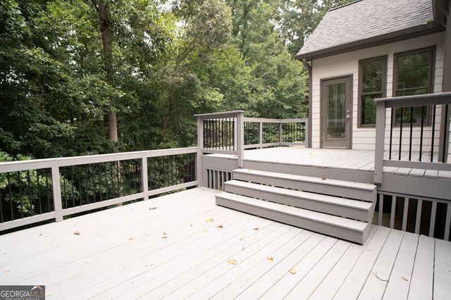 715 Fawn Ridge Court, Roswell, GA 30075