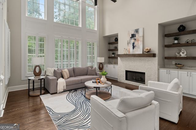 715 Fawn Ridge Court, Roswell, GA 30075