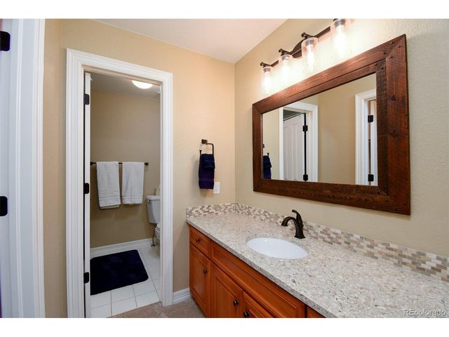 921 Courtland Pl, Highlands Ranch, CO 80126