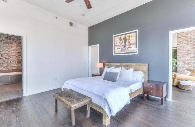 700 12th Ave S Unit 605, Nashville, TN 37203