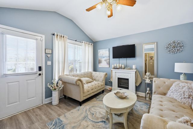 315 Douglas Court, Richmond, KY 40475