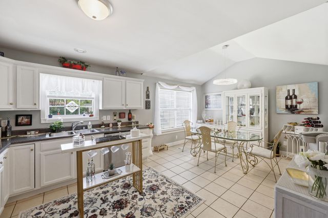 315 Douglas Court, Richmond, KY 40475