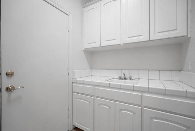 9514 N Larkspur Avenue, Fresno, CA 93720
