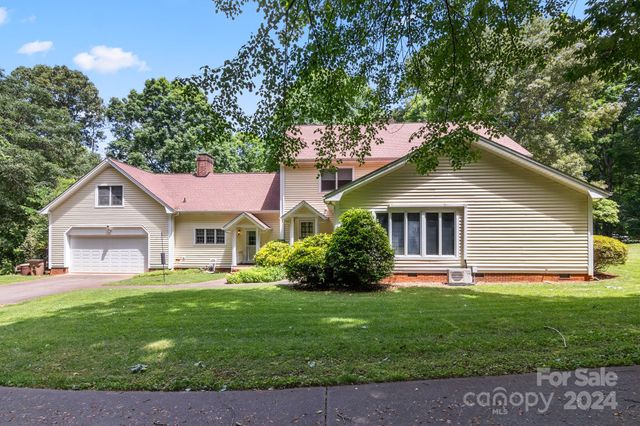 205 Vauxhall Drive, Shelby, NC 28150
