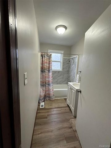 1446 Stephens Avenue, Flint, MI 48507